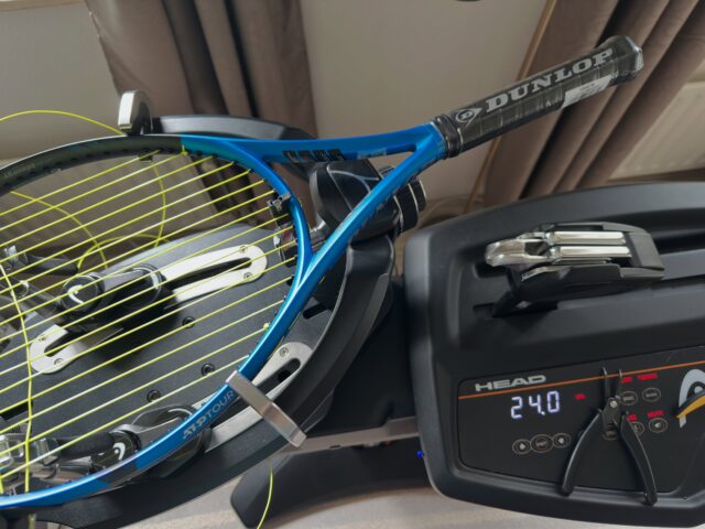 Om te testen: @dunlopsportsbenelux #FX500 #Dunlop In gripmaat 2 en 3.