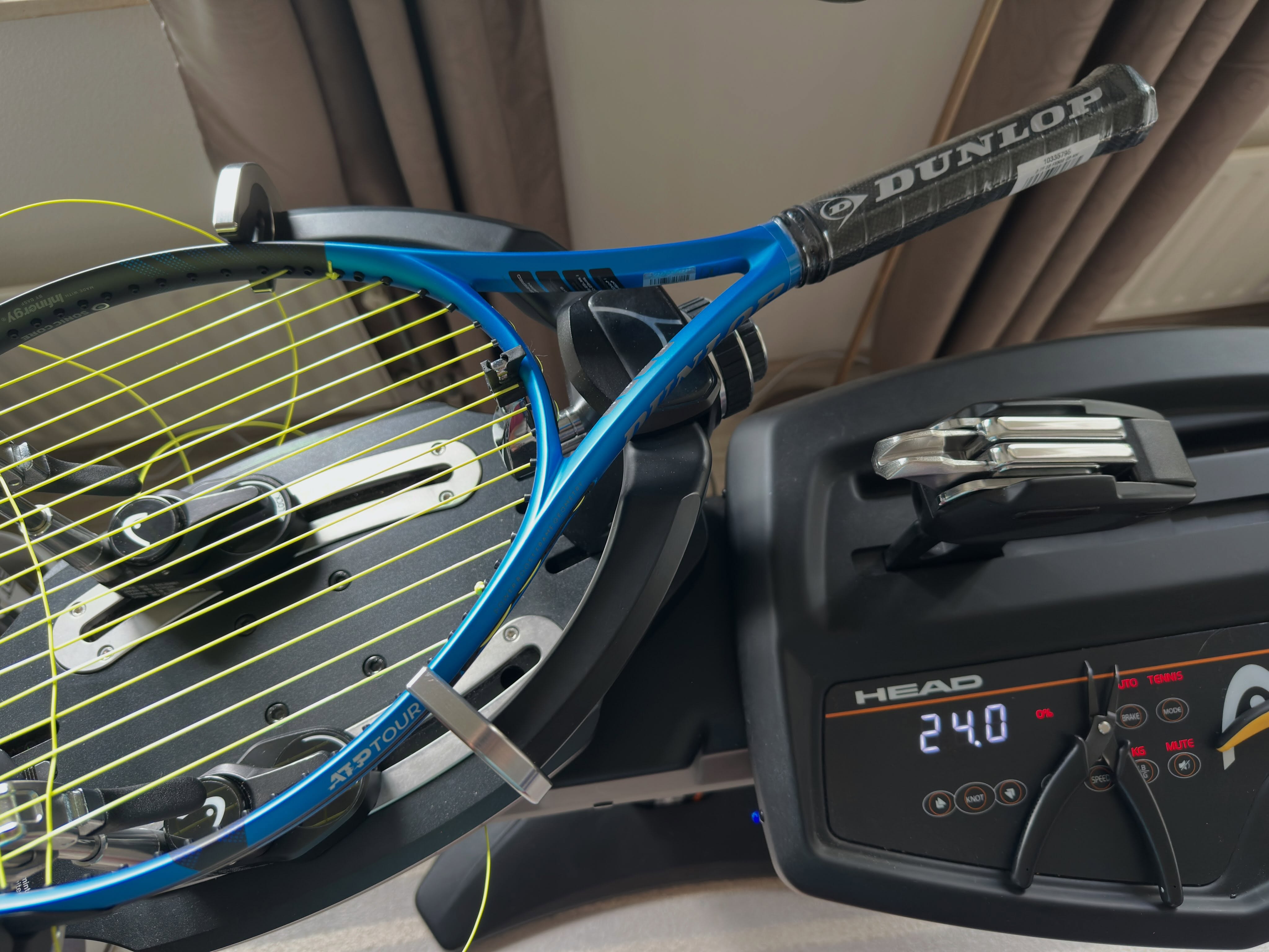 Om te testen: @dunlopsportsbenelux #FX500 #Dunlop In gripmaat 2 en 3.